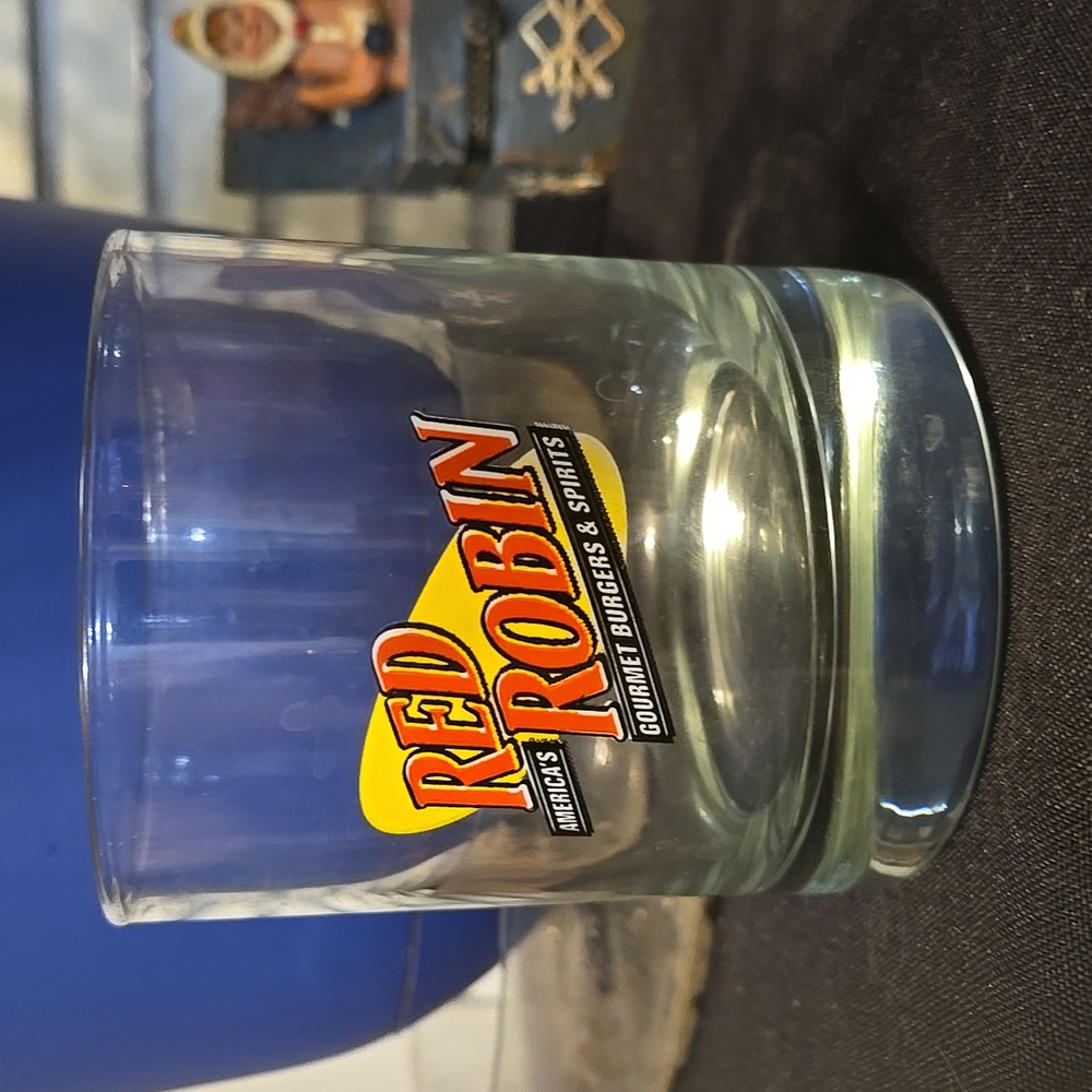 Red Robin Restaurant
